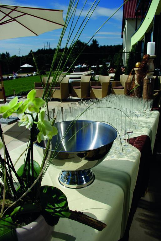Hochwaelder Wohlfuehlhotel Losheim Exterior photo
